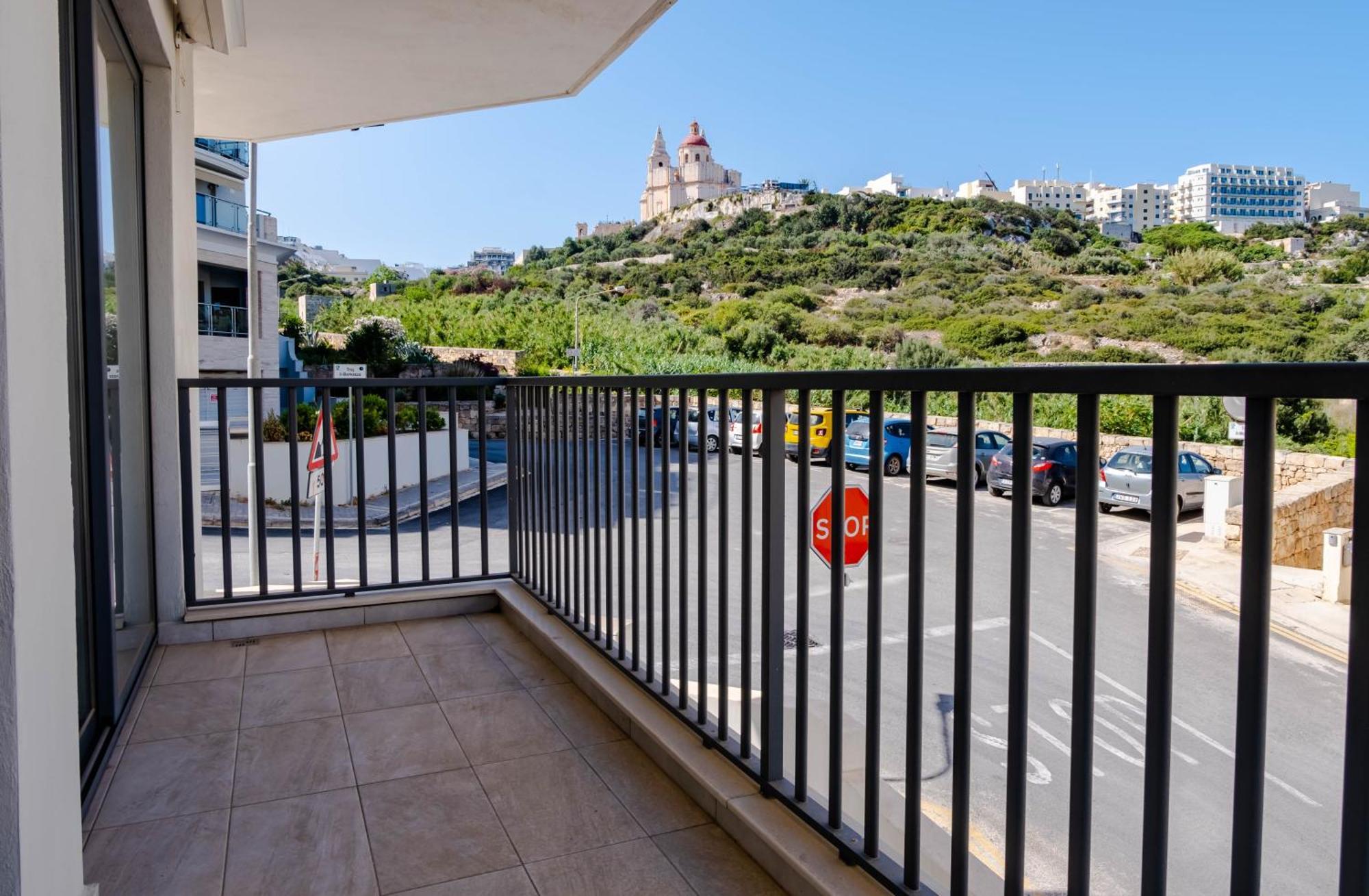 Mellieha, Luxury 3 Bedroom Azure Maisonette Bagian luar foto